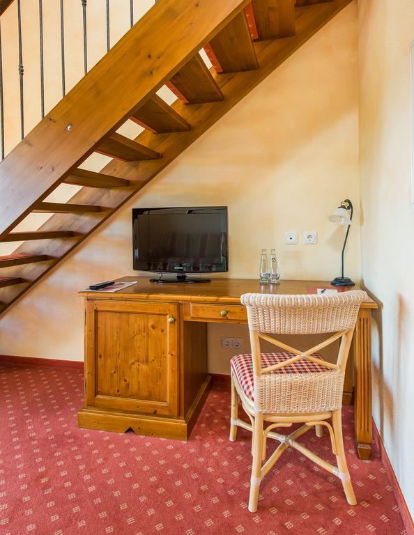 Großhartpenning Hotel Und Landgasthof Altwirt מראה חיצוני תמונה