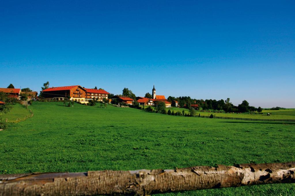 Großhartpenning Hotel Und Landgasthof Altwirt מראה חיצוני תמונה